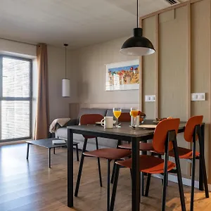 mh-apartments-urban.catalonia-hotels.com/